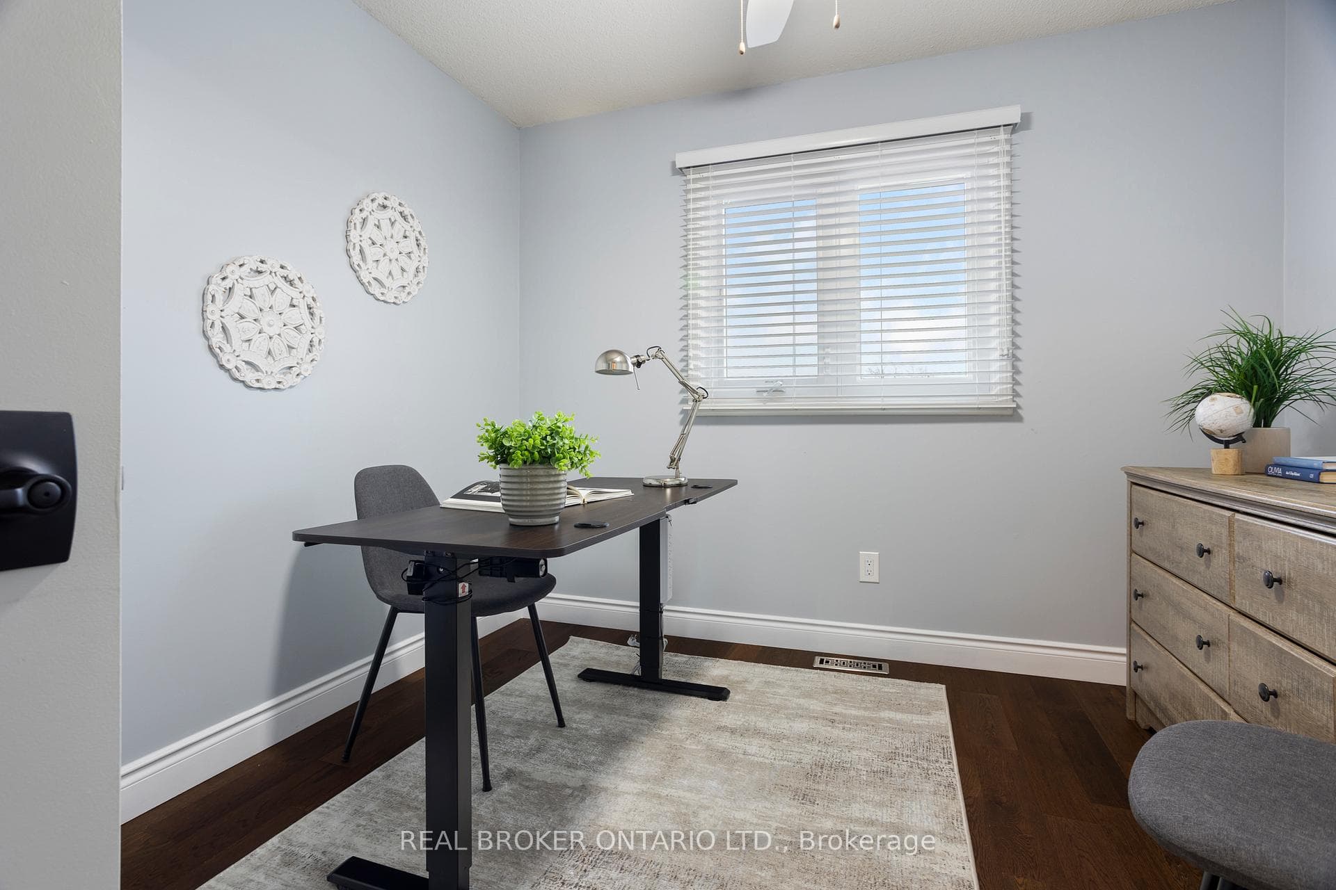 3811 Cedar Hedge Rise photo 33