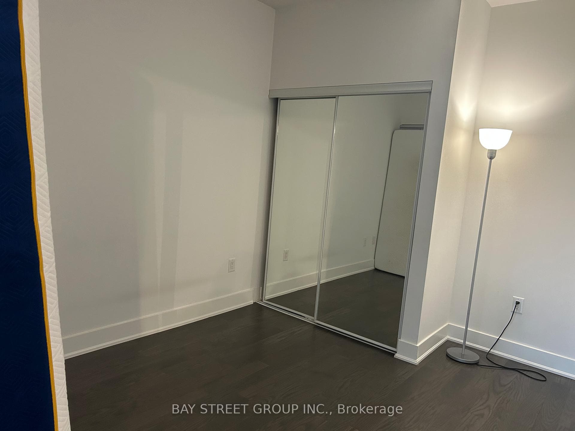 955 Bay Street Unit 503 photo 8