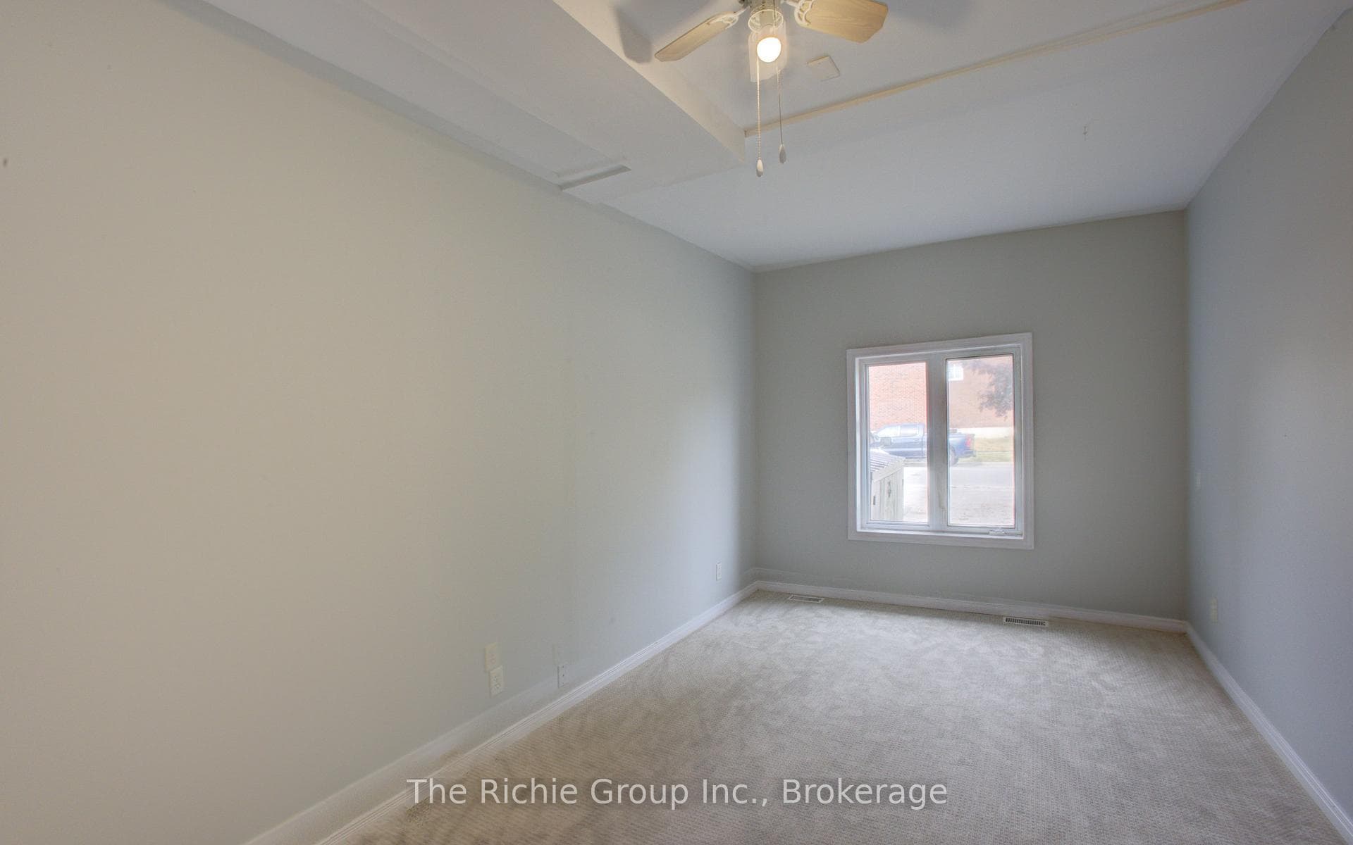 14 TUNBRIDGE Road photo 15