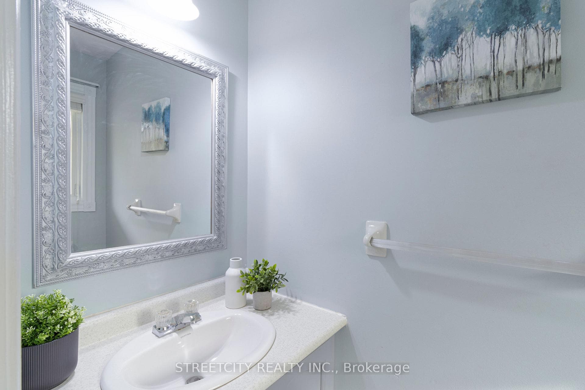 156 Dicenzo Drive photo 4