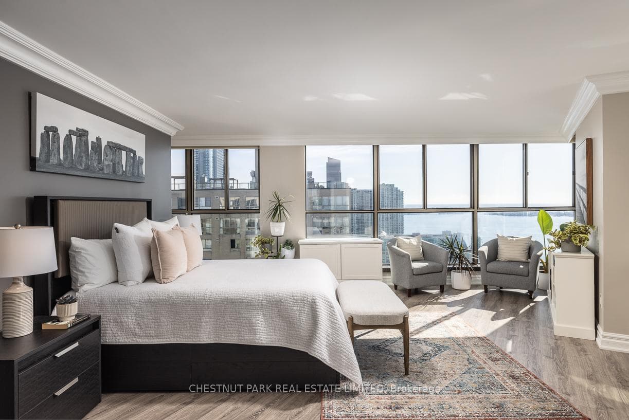 270 Queens Quay Unit 3101 photo 15