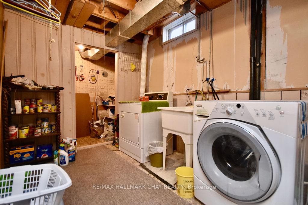 213 Cundles Road photo 27