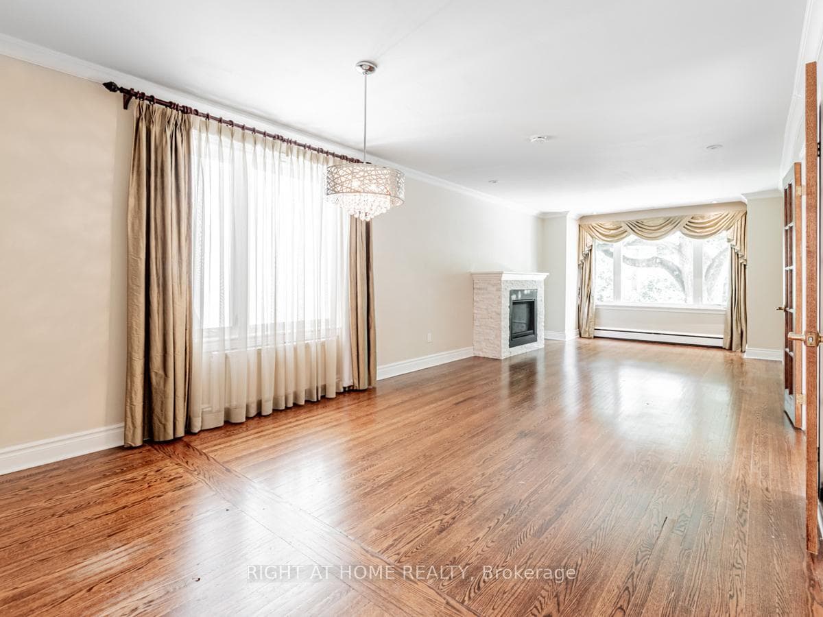 219 Briar Hill Avenue photo 8