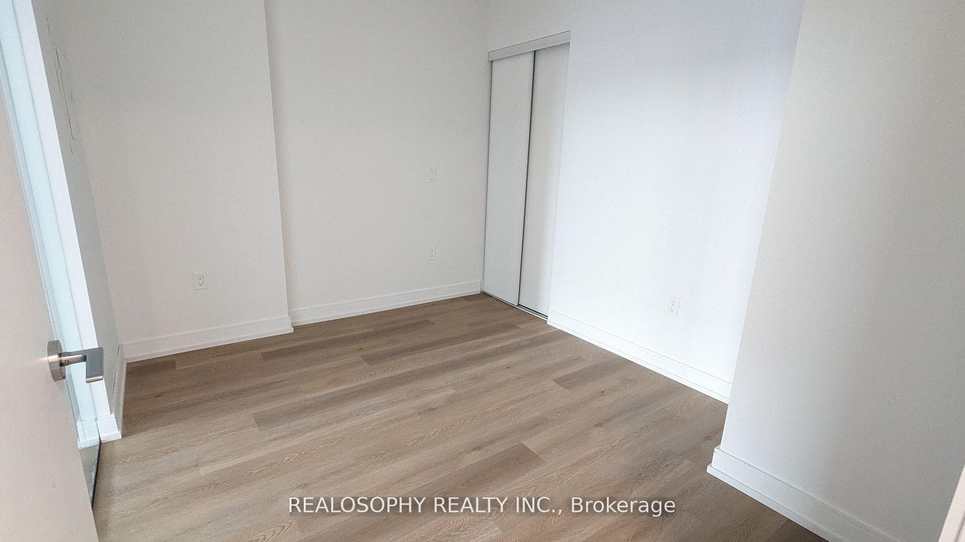 1 Jarvis Street Unit 1218 photo 9