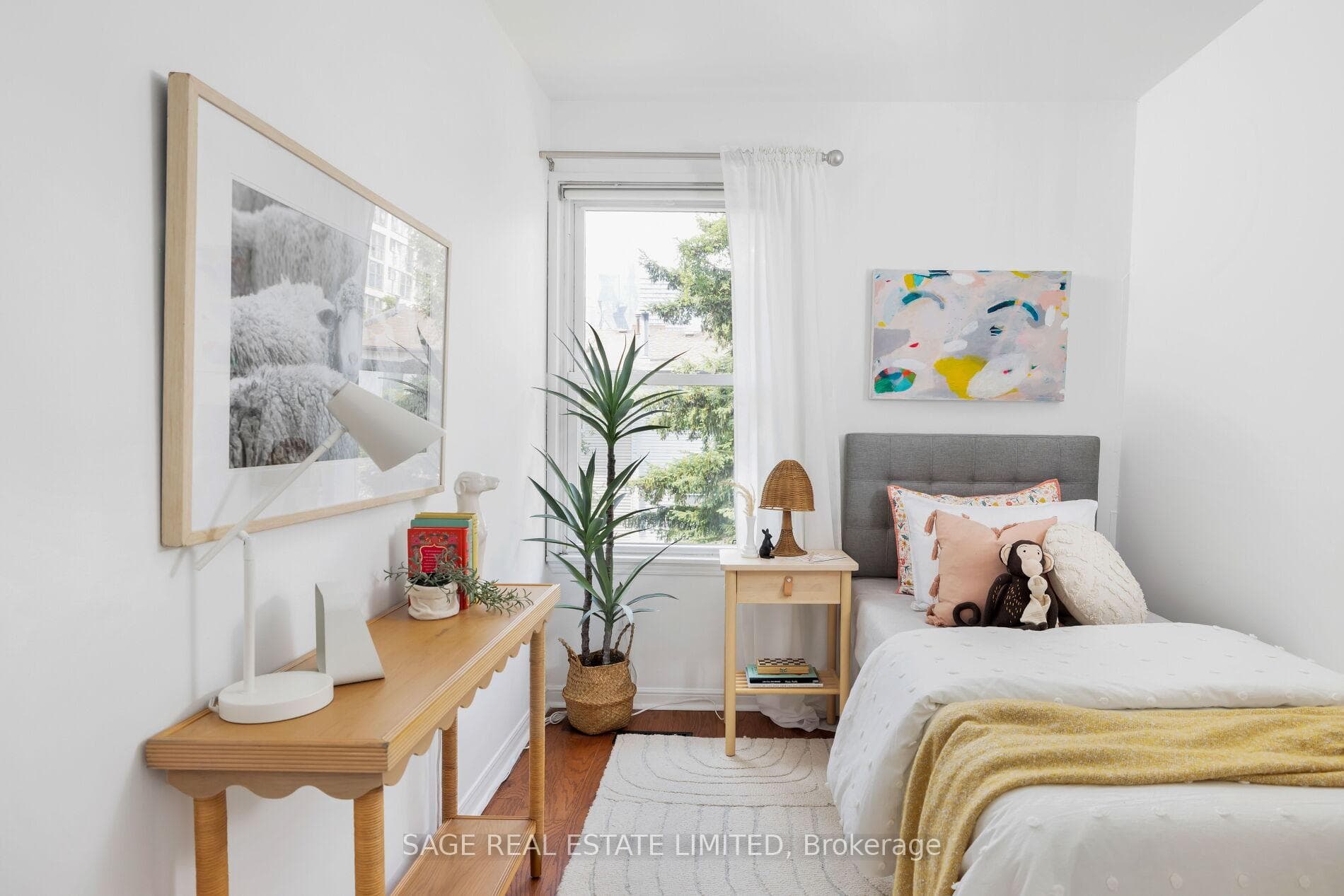 16 Aitken Place photo 23