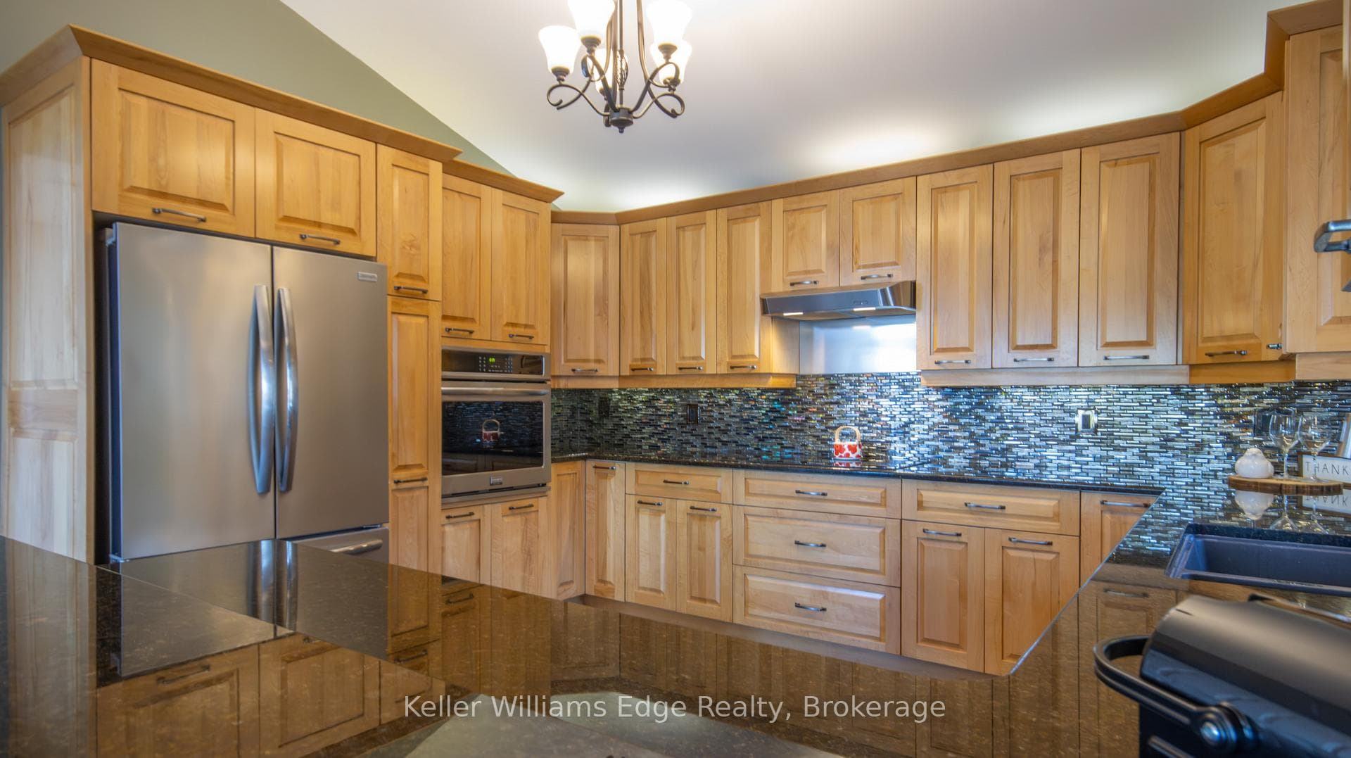 43 LAKESHORE Drive photo 9