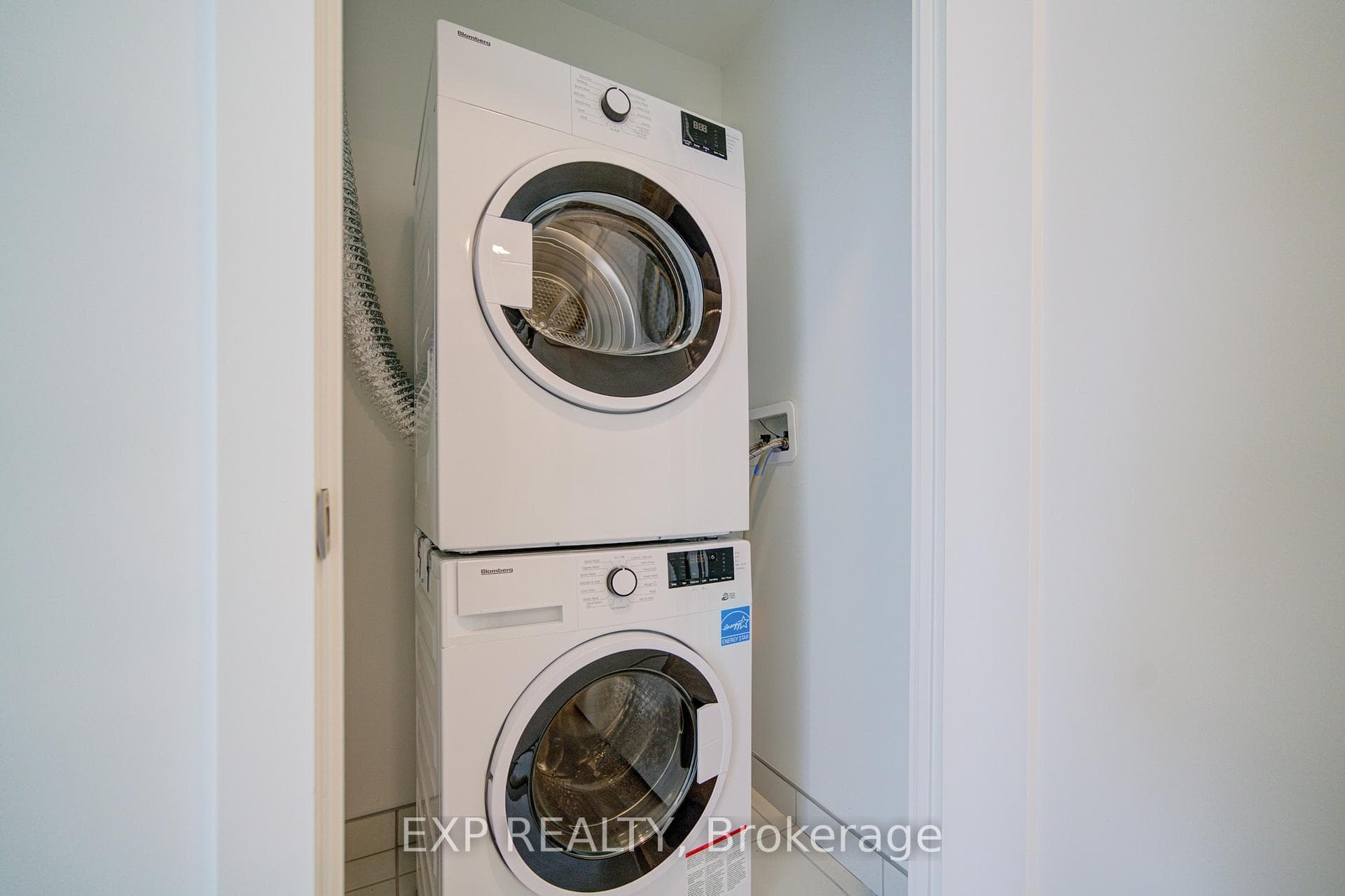 9751 Markham Road Unit B-1905 photo 27