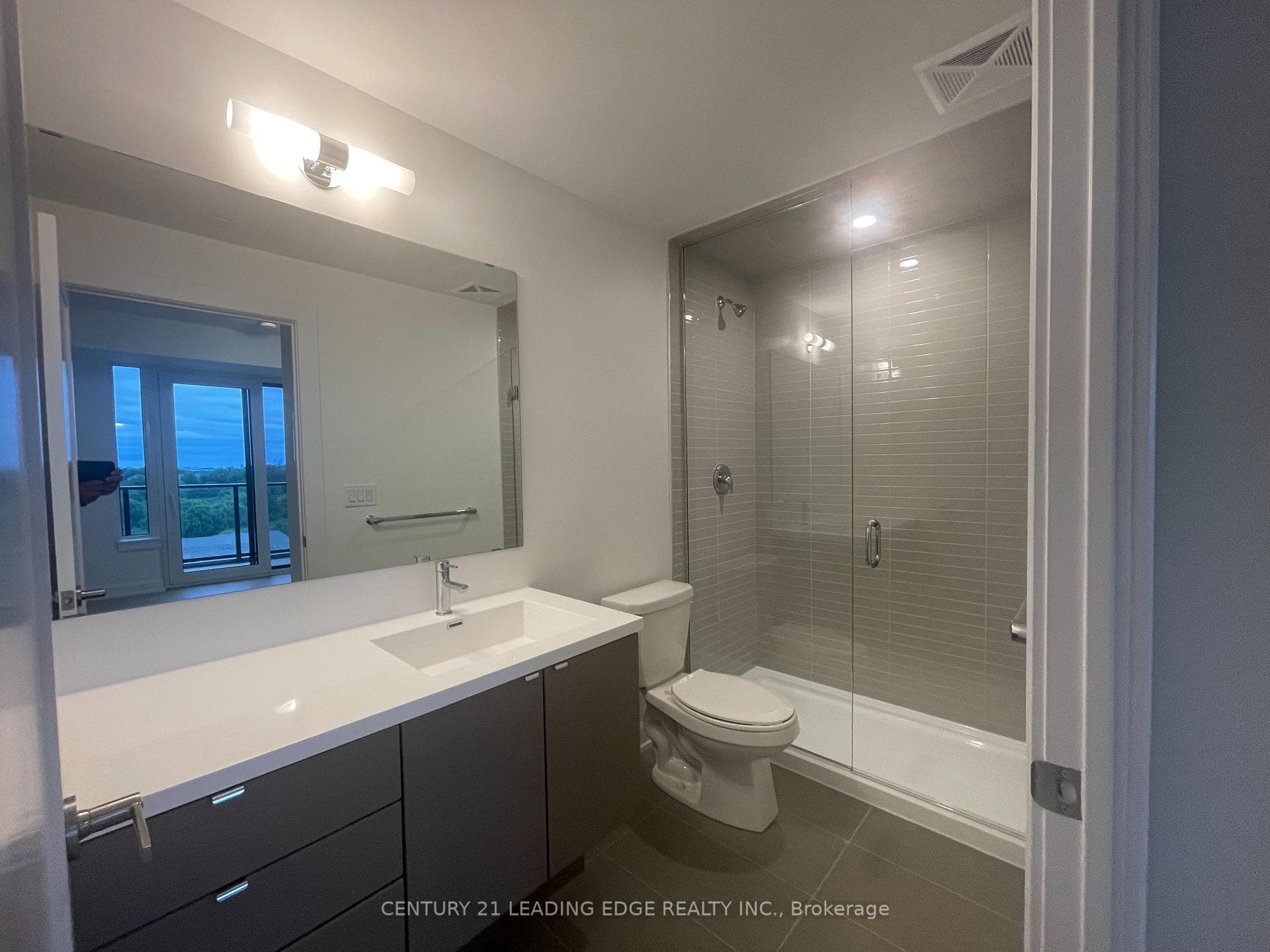 3200 William Coltson Avenue Unit 825 photo 16
