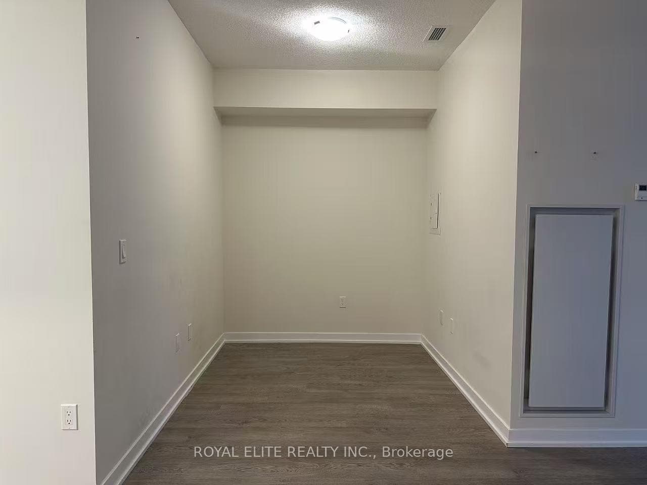 99 John Street Unit 2305 photo 16