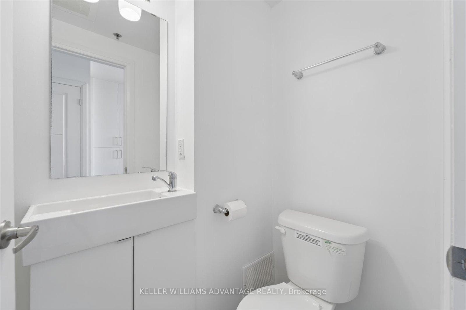 1900 Simcoe Street Unit 434 photo 15