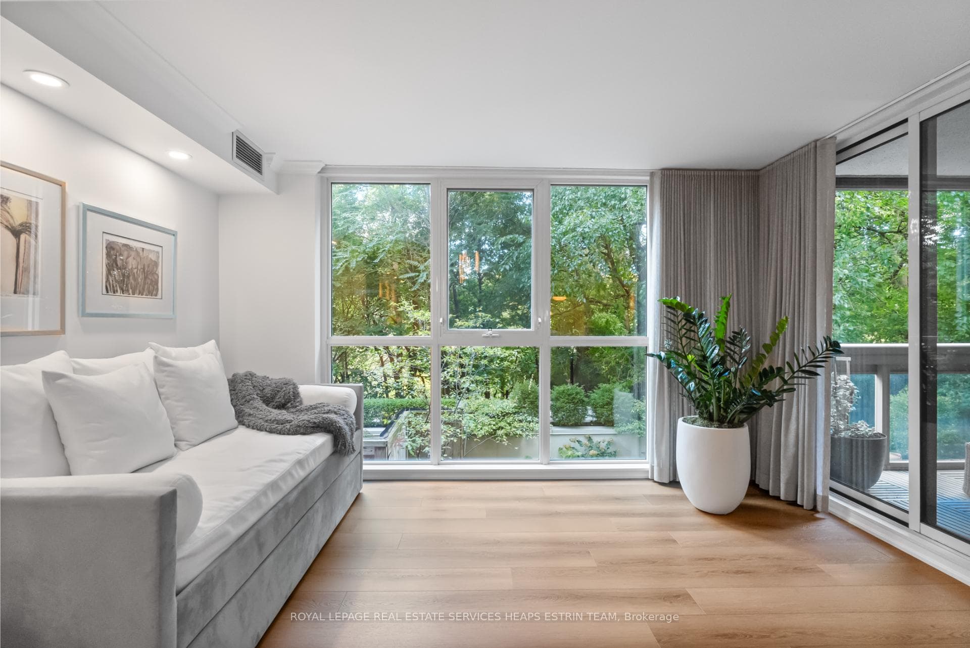 278 Bloor Street Unit 109 photo 15