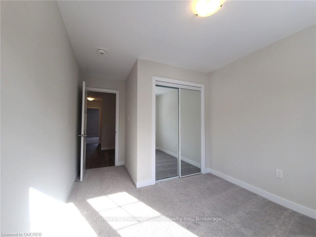 10 BIRMINGHAM Drive Unit 42 photo 21