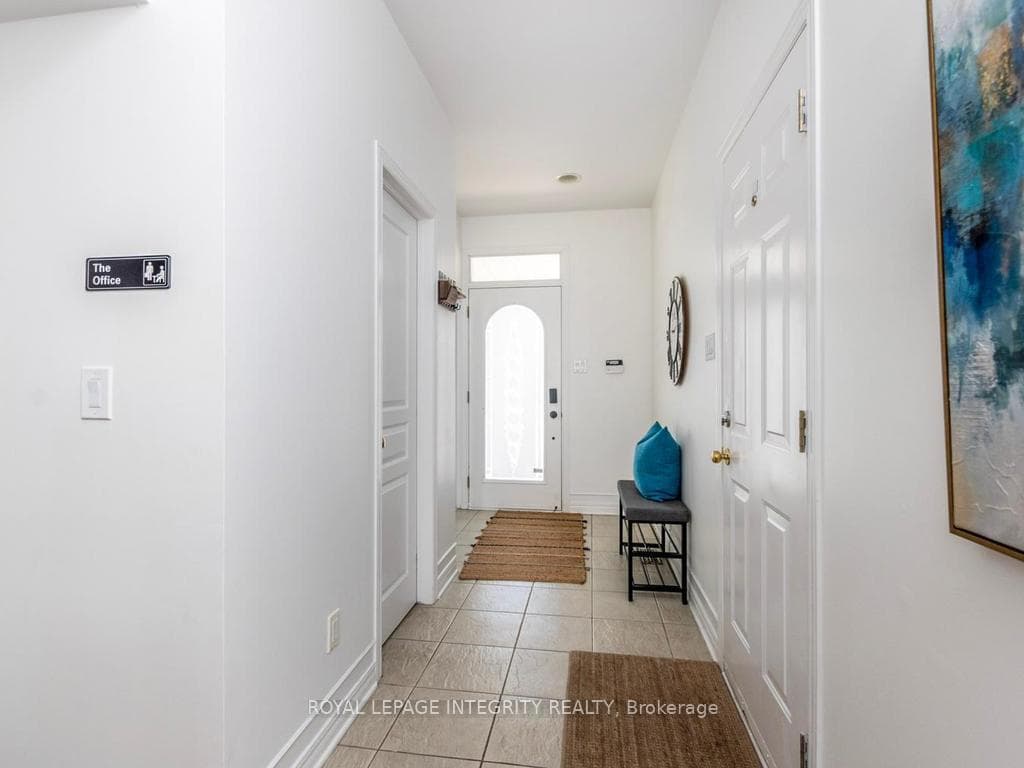 176 Parkin Circle photo 4