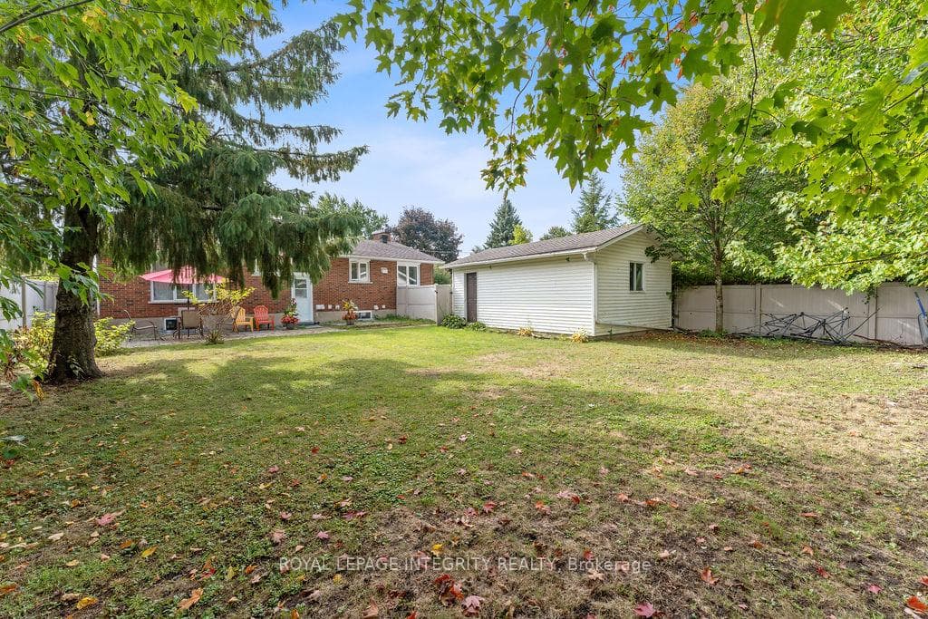 1105 FALAISE Road Unit B photo 5