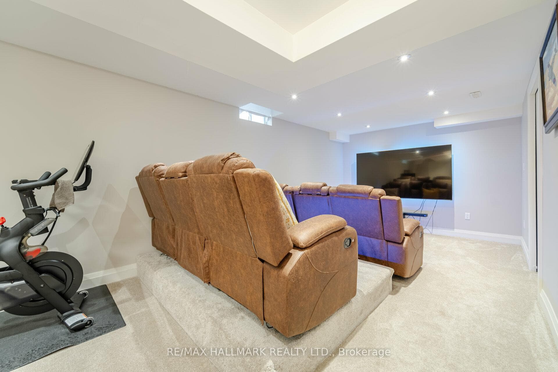 1840 Creek Way photo 18