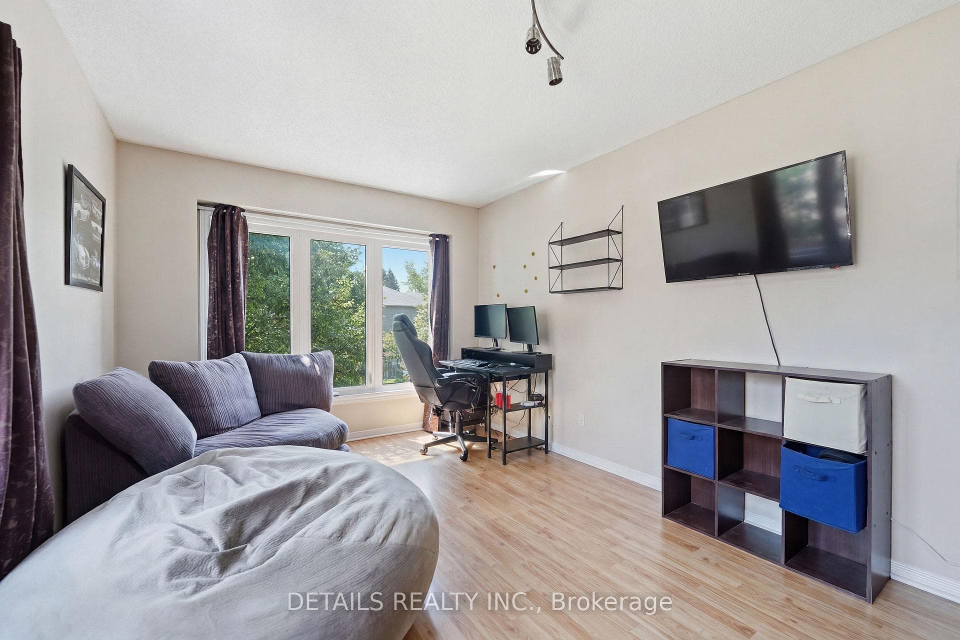 24 Southport Drive photo 31