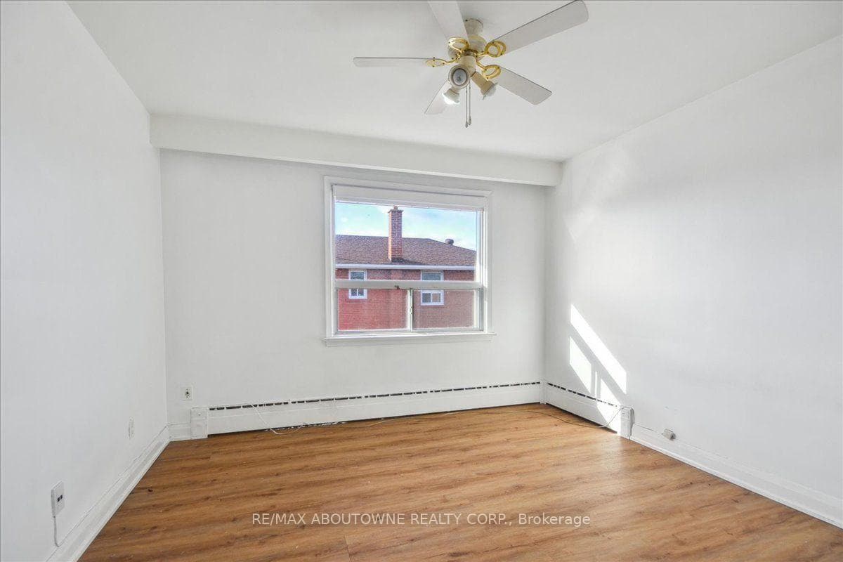 2 Wesley Street Unit 6 photo 21