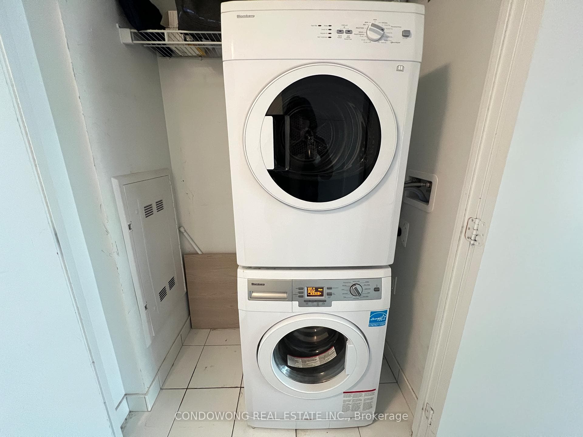 Full Size Washer and Dryer