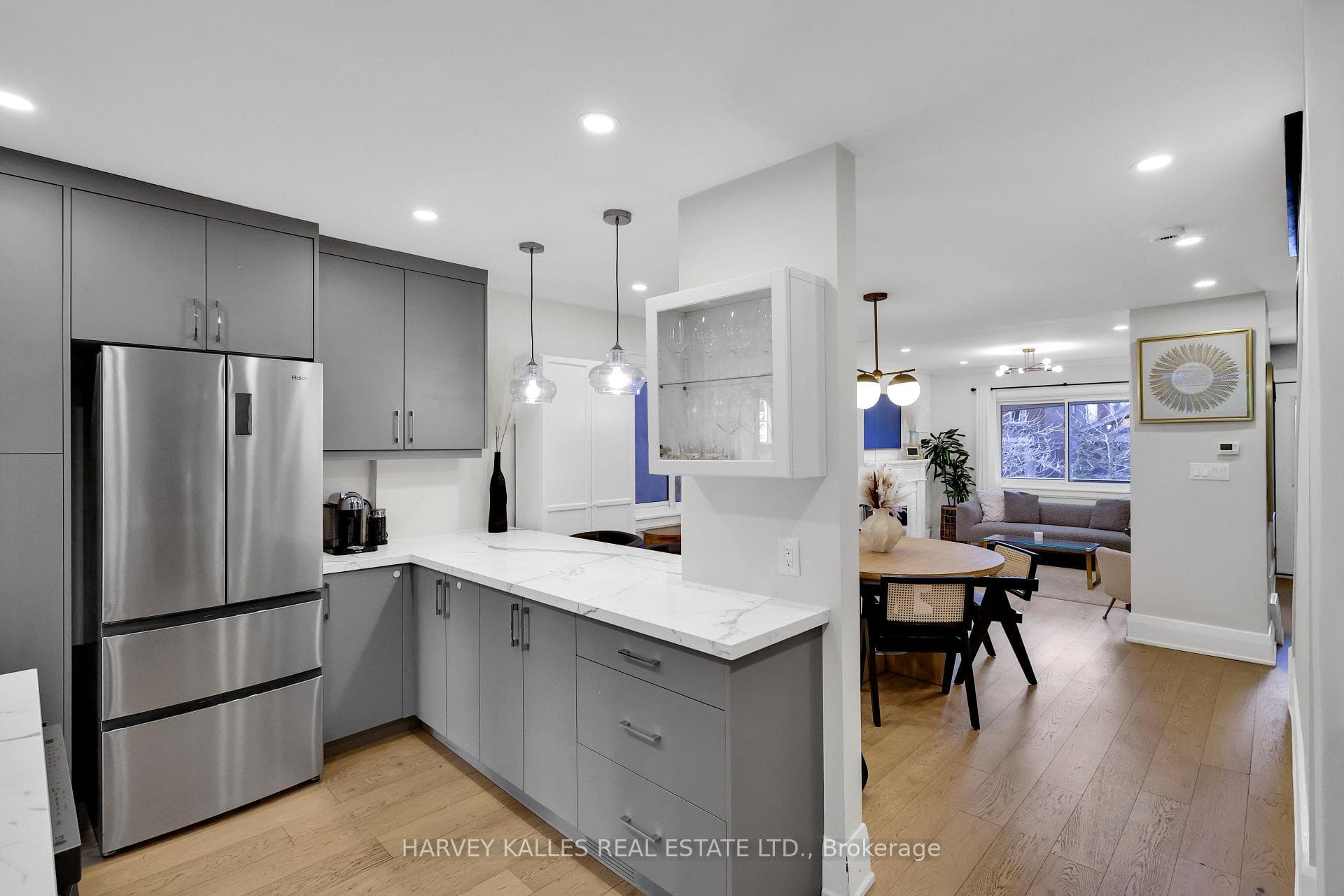 99 Atlas Avenue photo 14