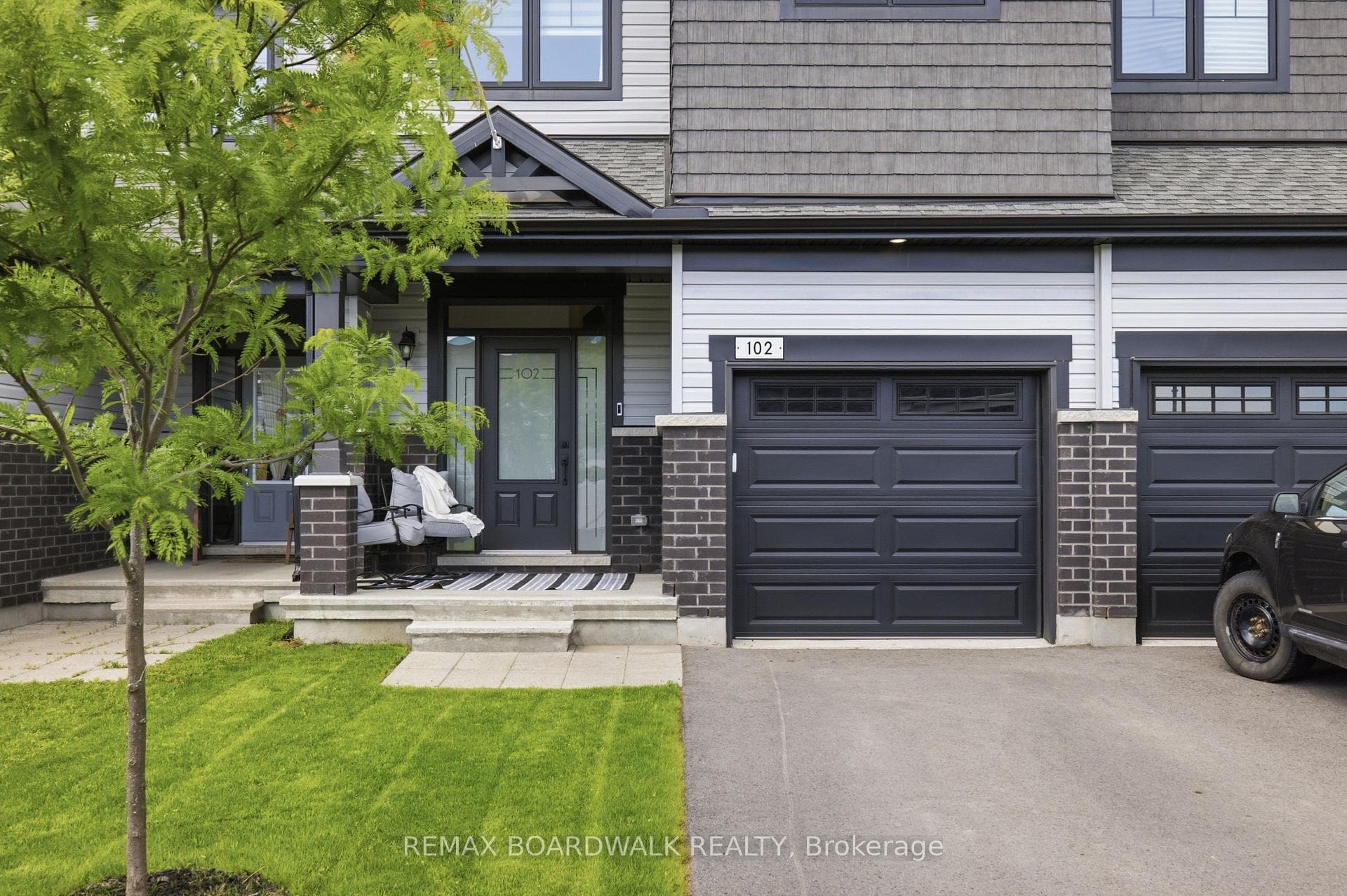 102 Patchell Place photo 38