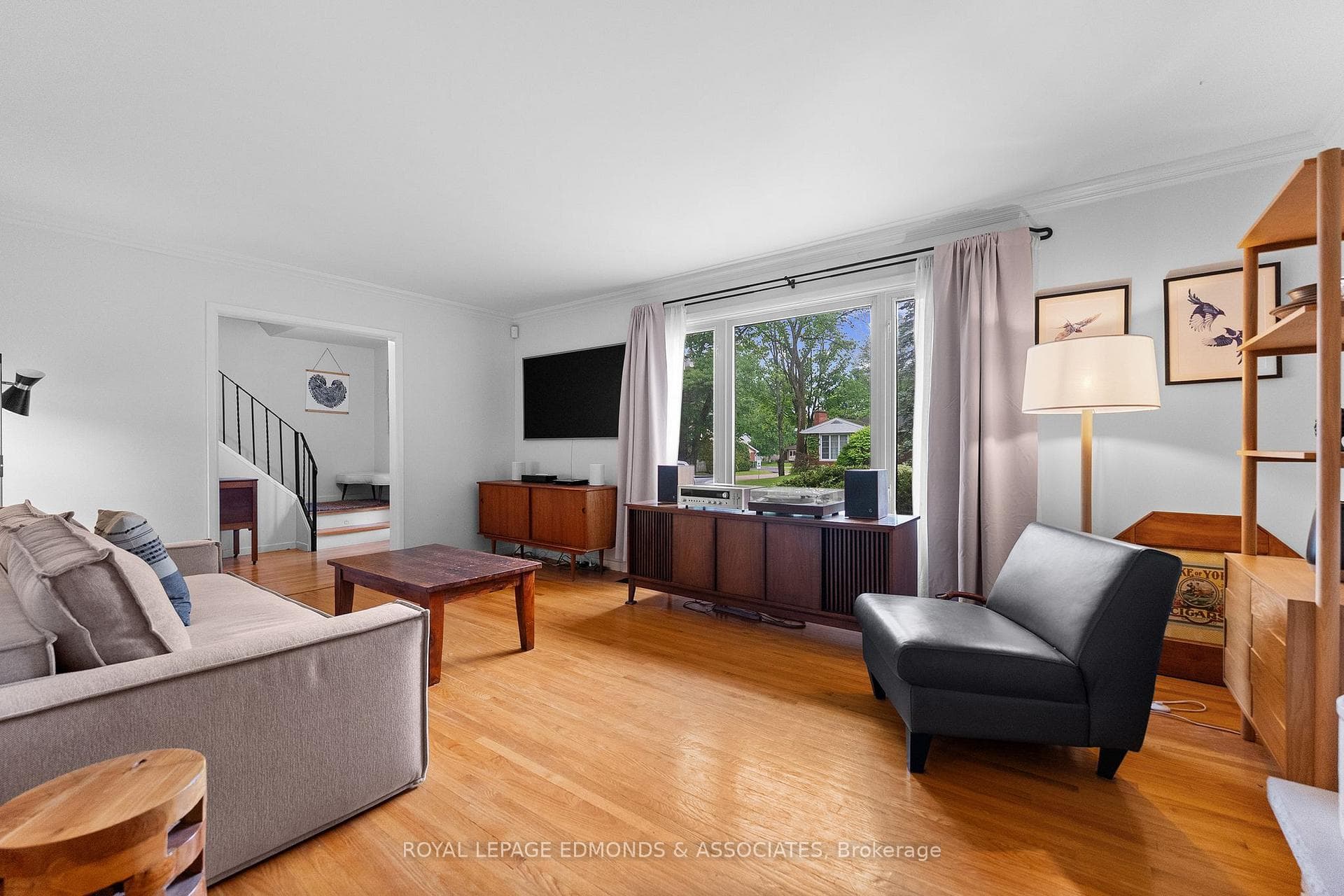 607 Elizabeth Street photo 17