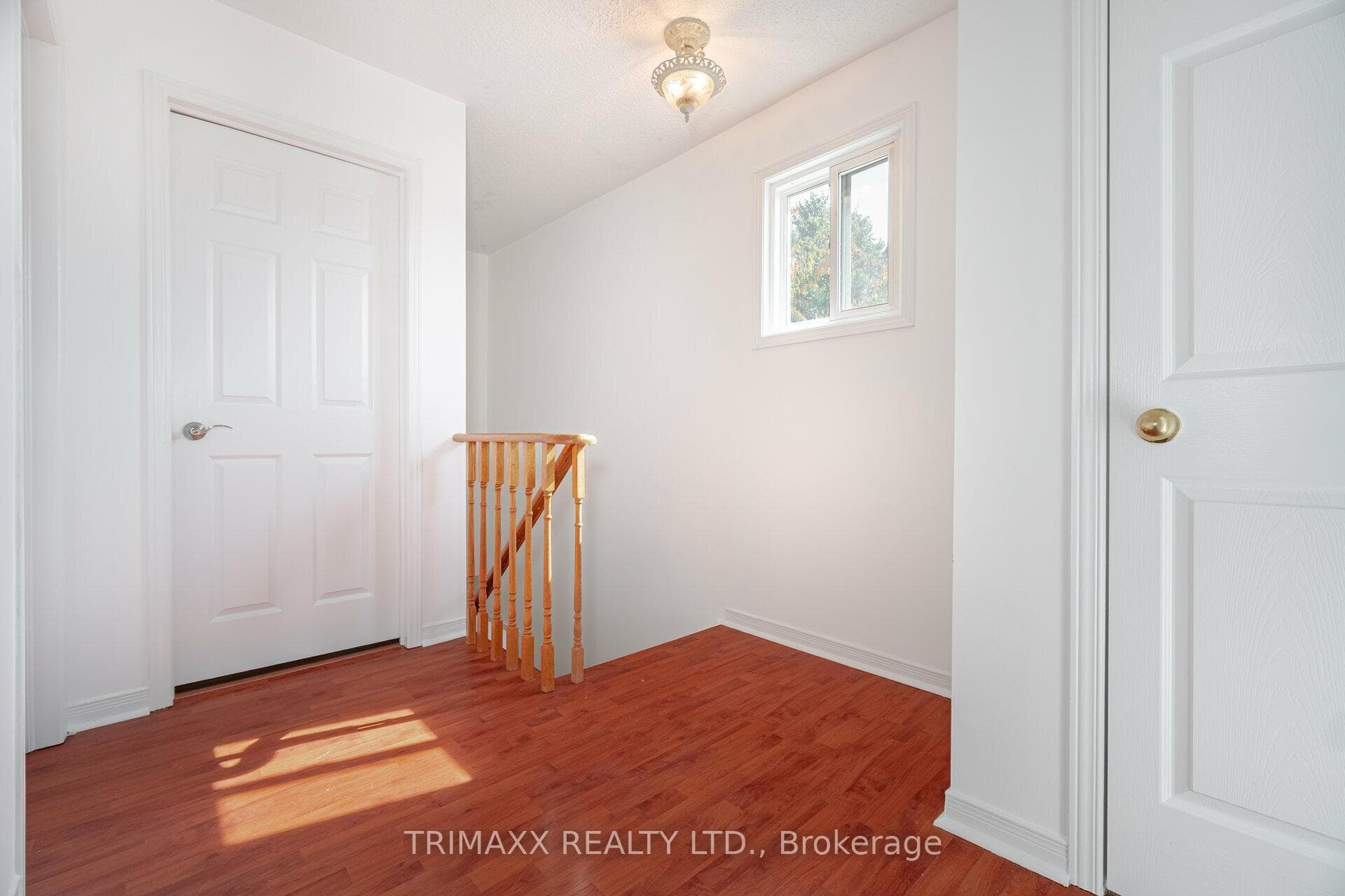 44 Saint Tropez Court photo 19