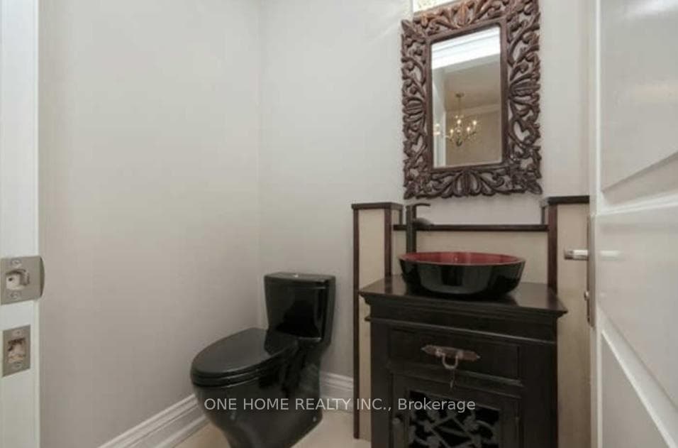 56 Standish Avenue photo 18