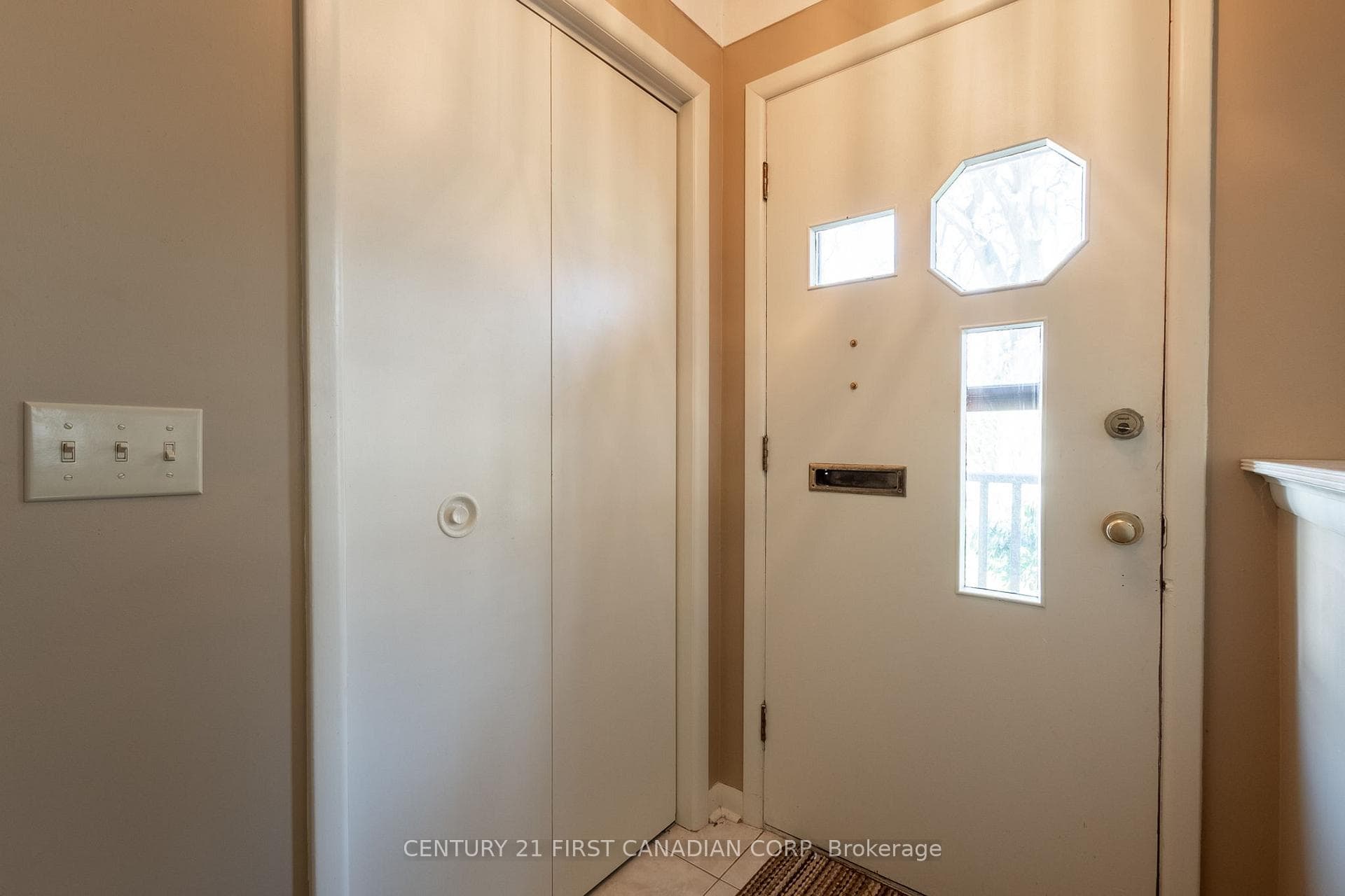 20 Arnella Crescent photo 3