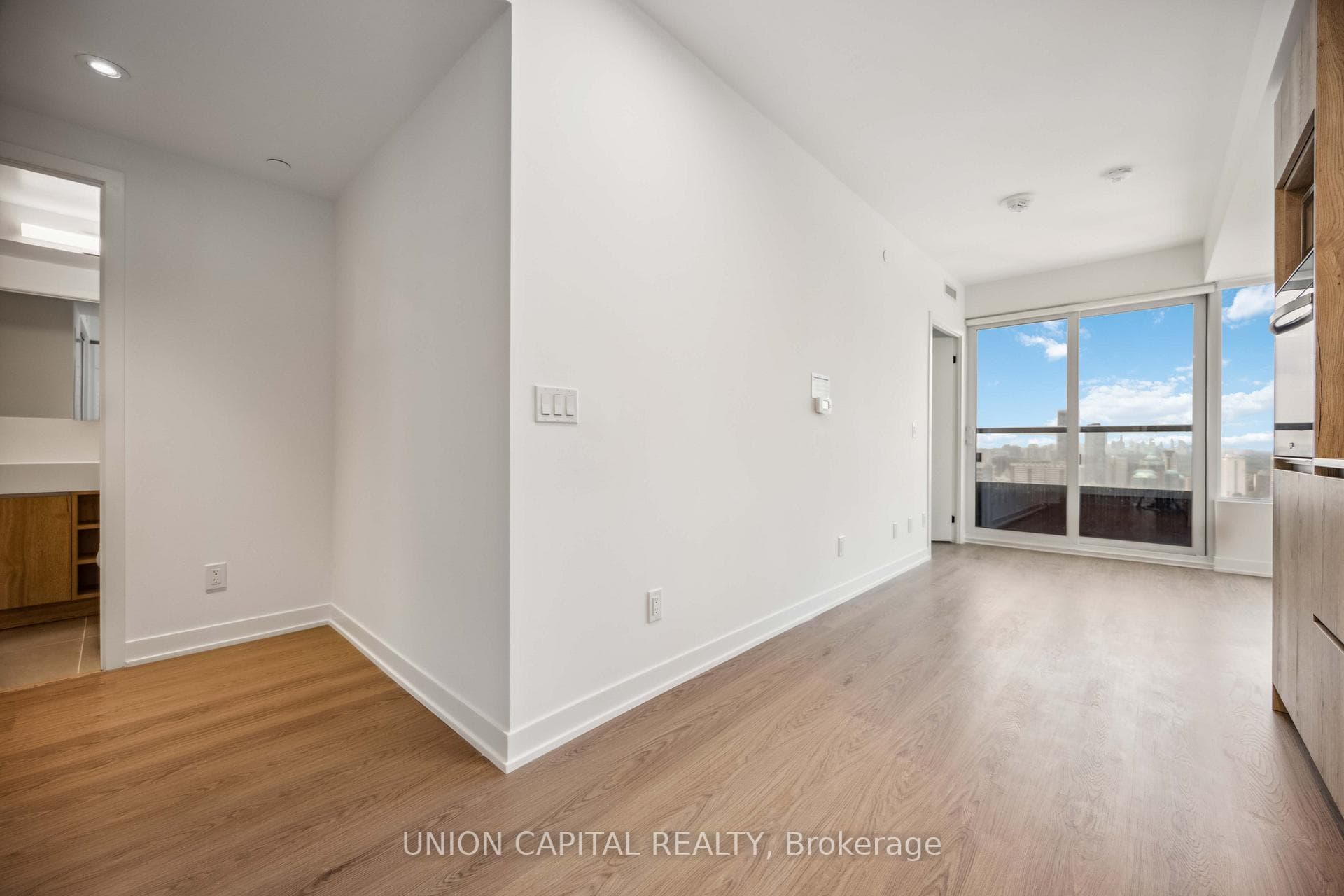 319 Jarvis Street Unit 4208 photo 5
