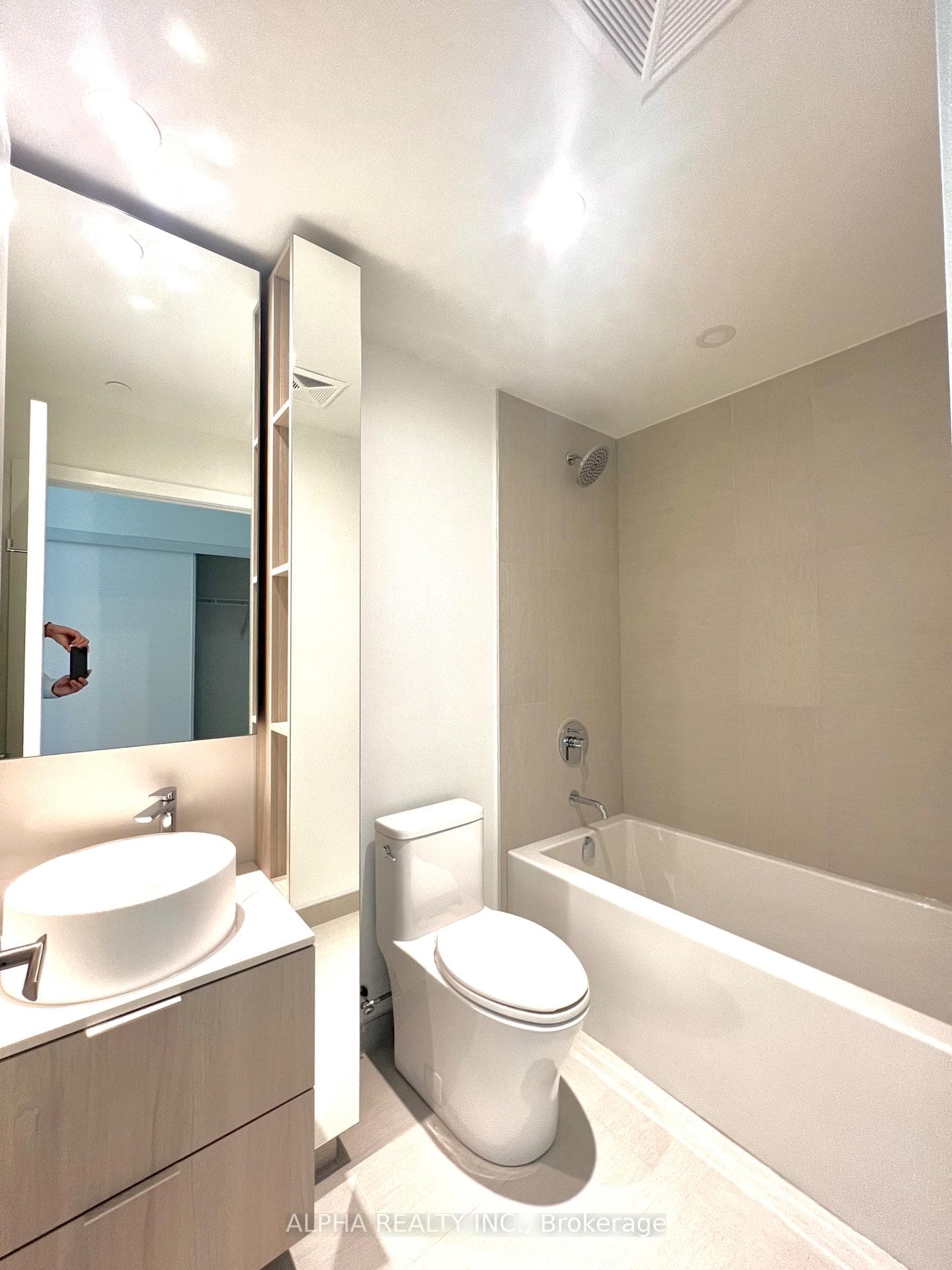 28 Ann Street Unit 1604 photo 7