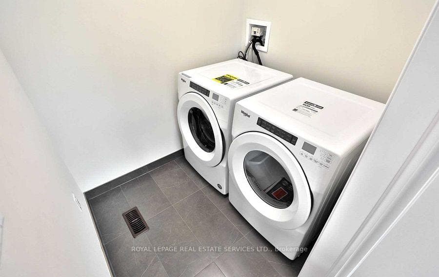 288 Glover Road Unit 8 photo 13