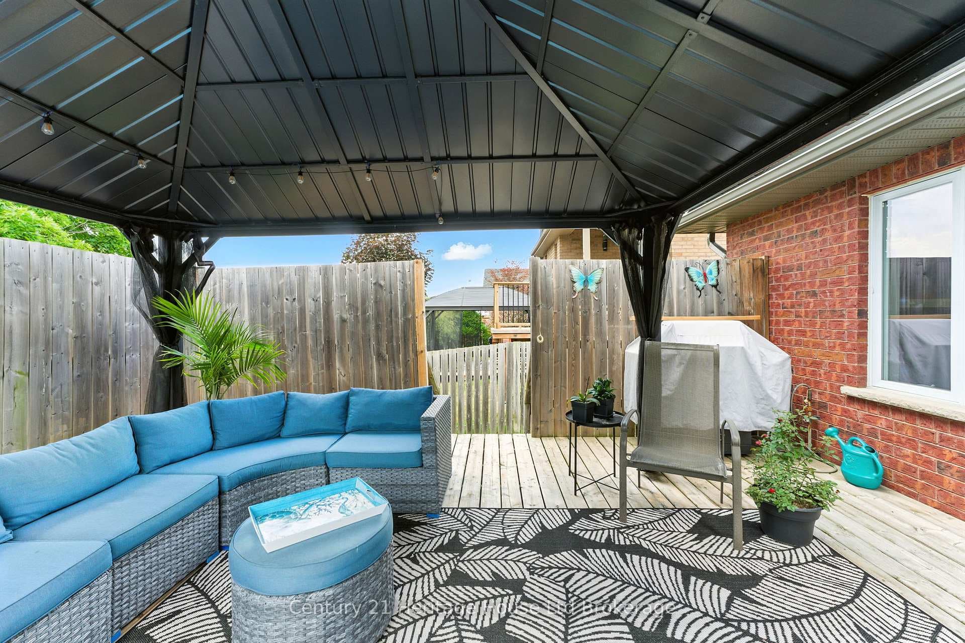107 Applewood Street photo 40