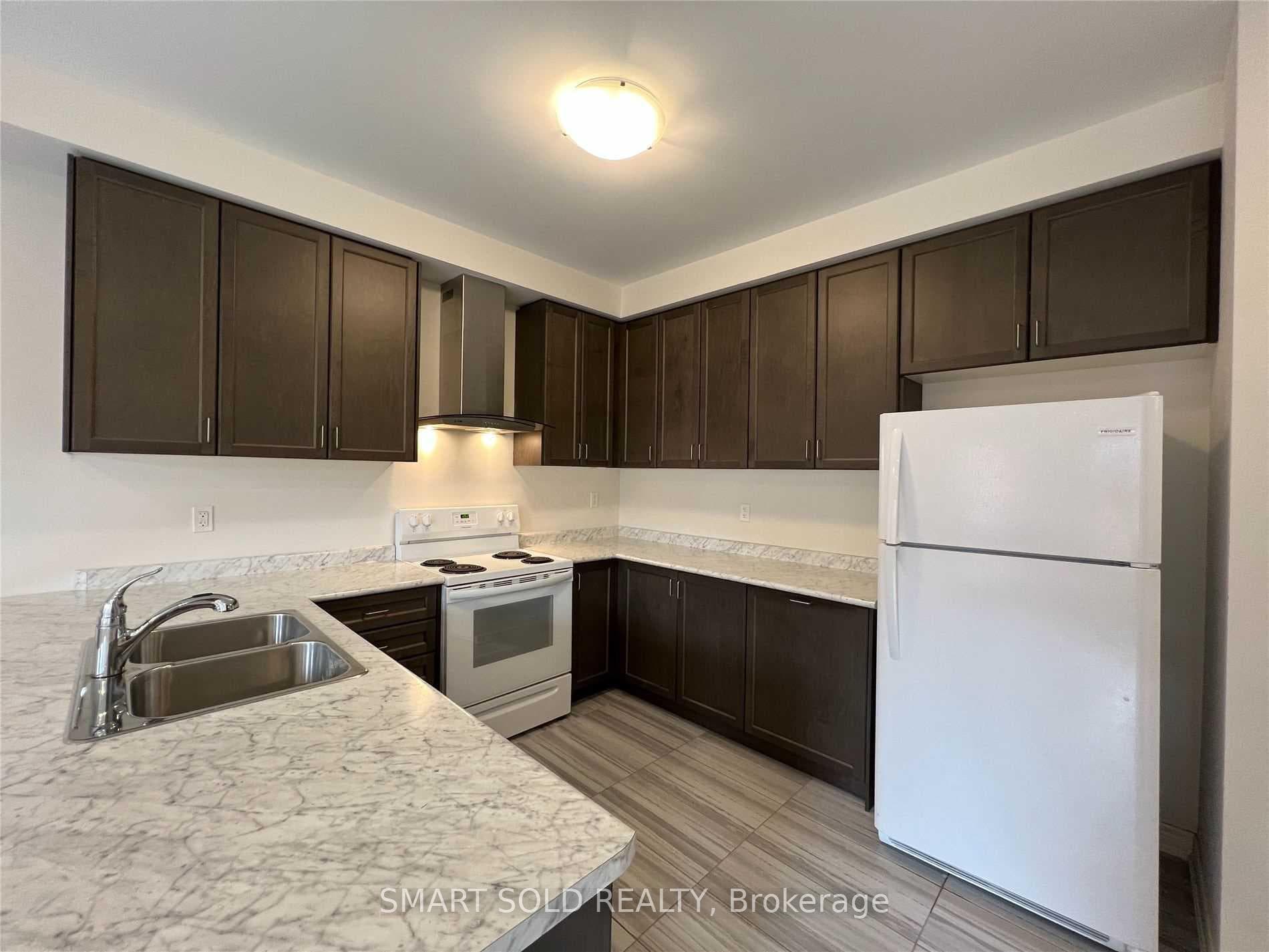 1046 Murrell Boulevard photo 12