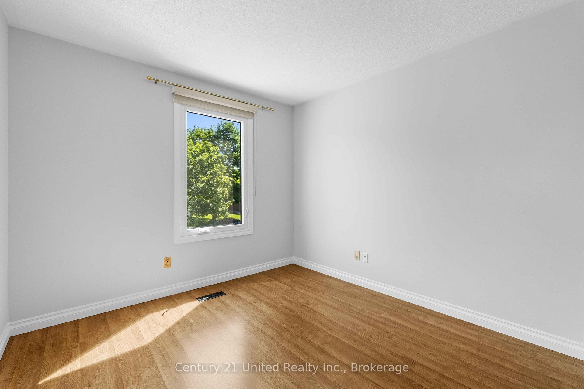 518 Reynolds Street photo 25