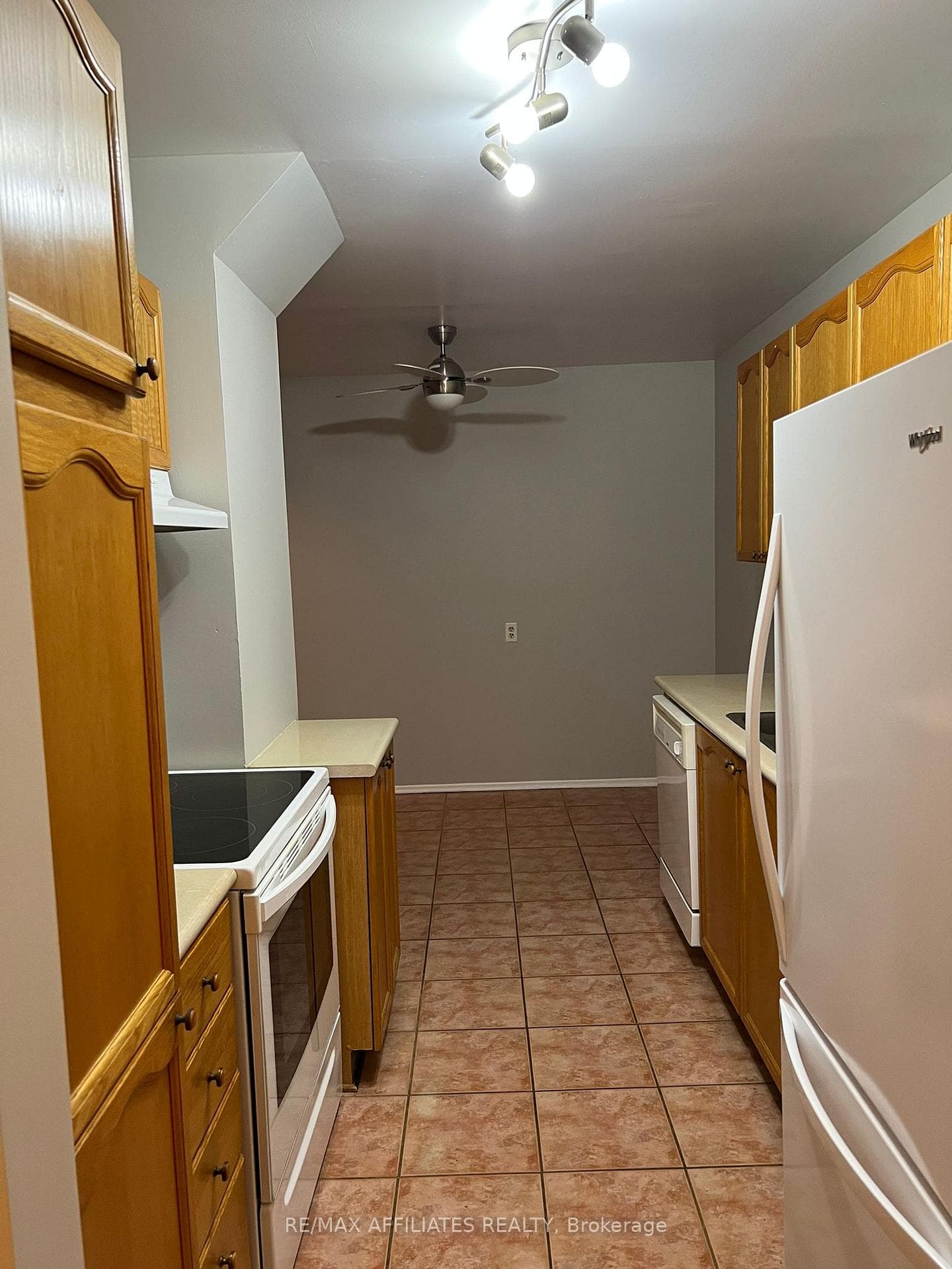 61 Rueter Street photo 19