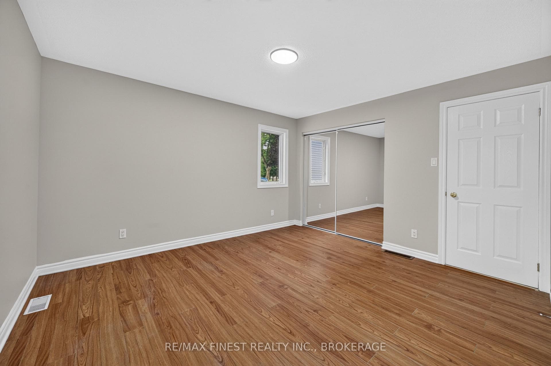 145 Elmwood Drive photo 22