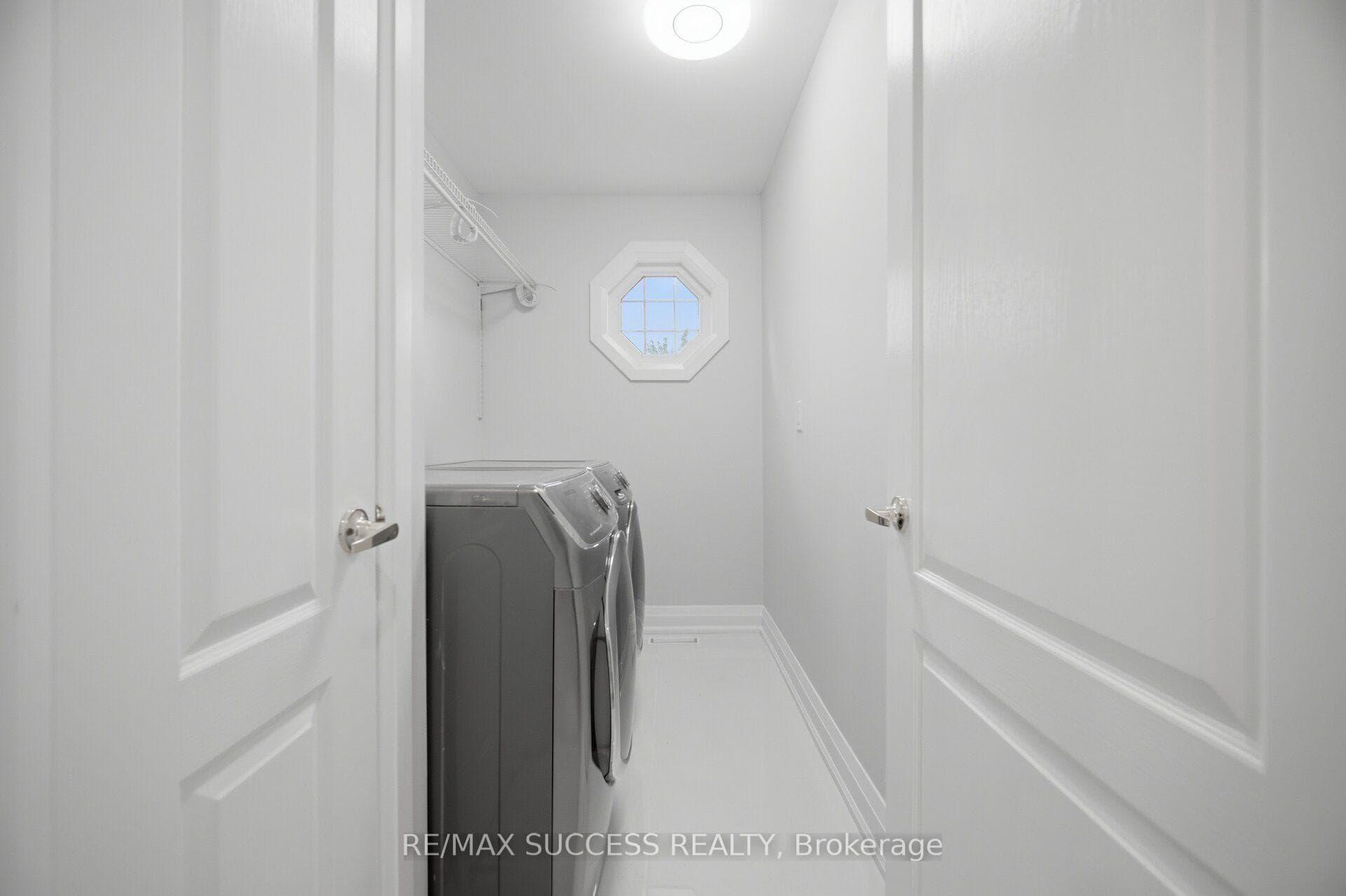 1019 Donnelly Street photo 31