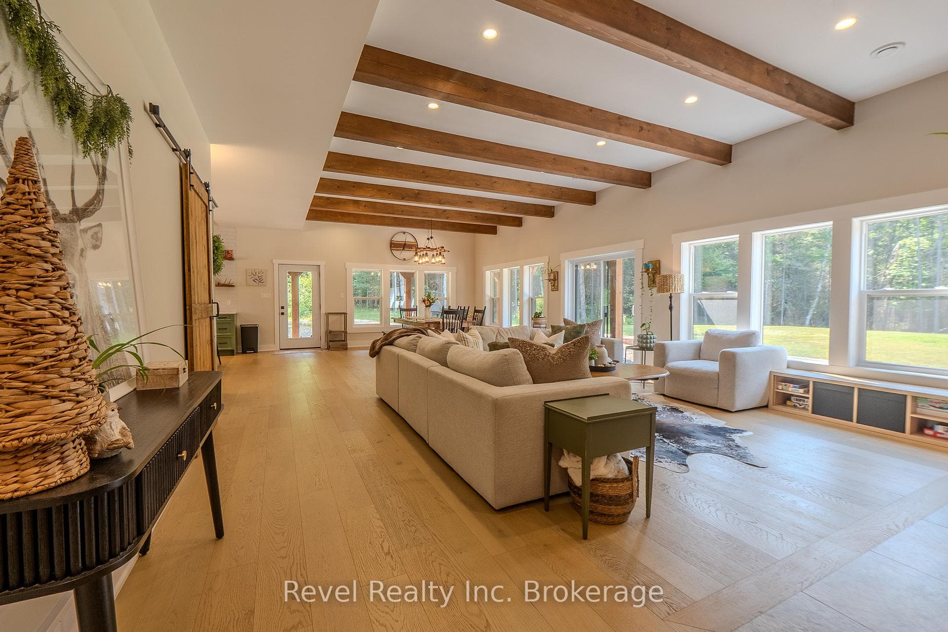 1196 River Road photo 10