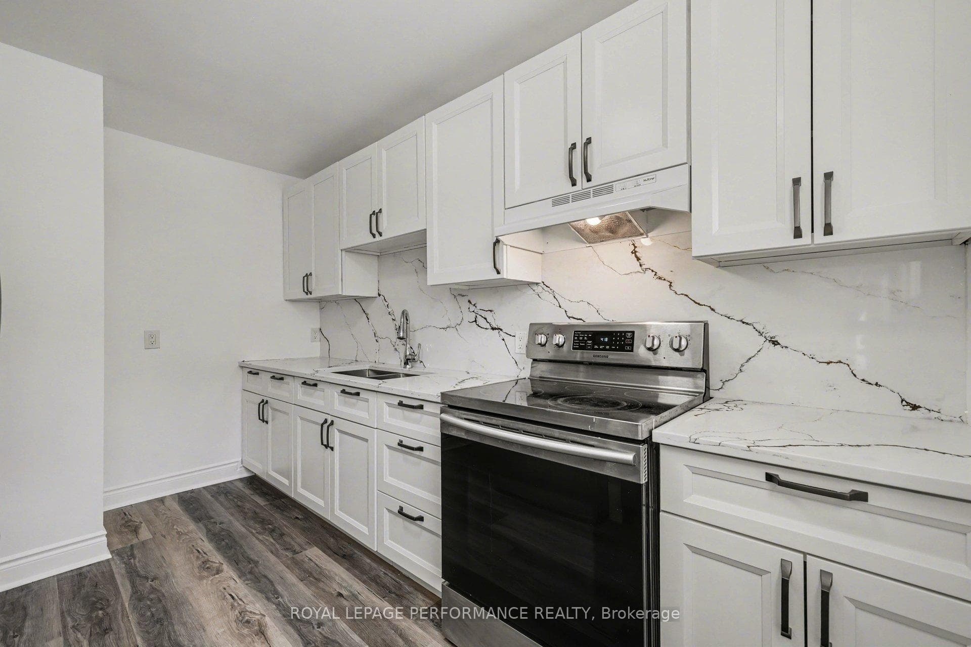 1584 Feather Lane photo 15