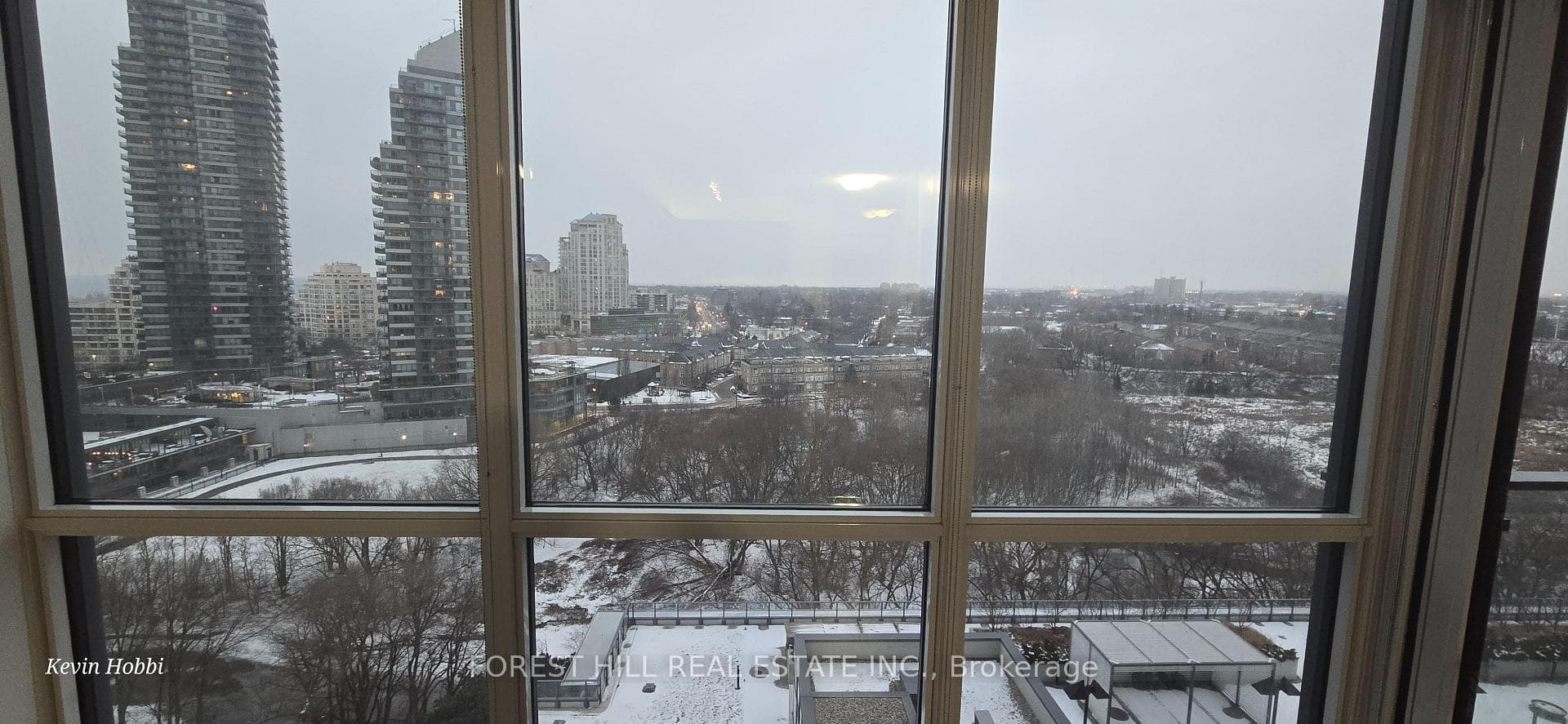 10 Park Lawn Road Unit 1302 photo 12