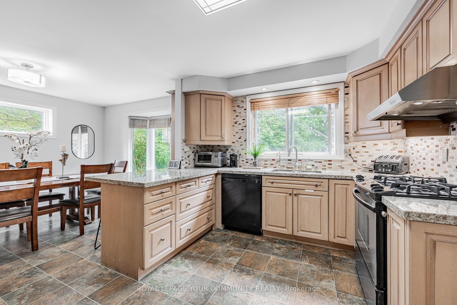 26 Southdale Drive photo 13
