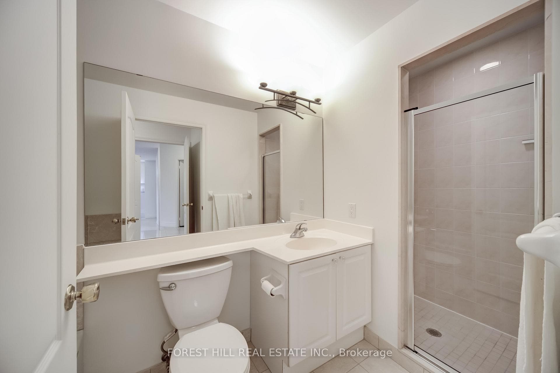 1 Lomond Drive Unit 304 photo 18