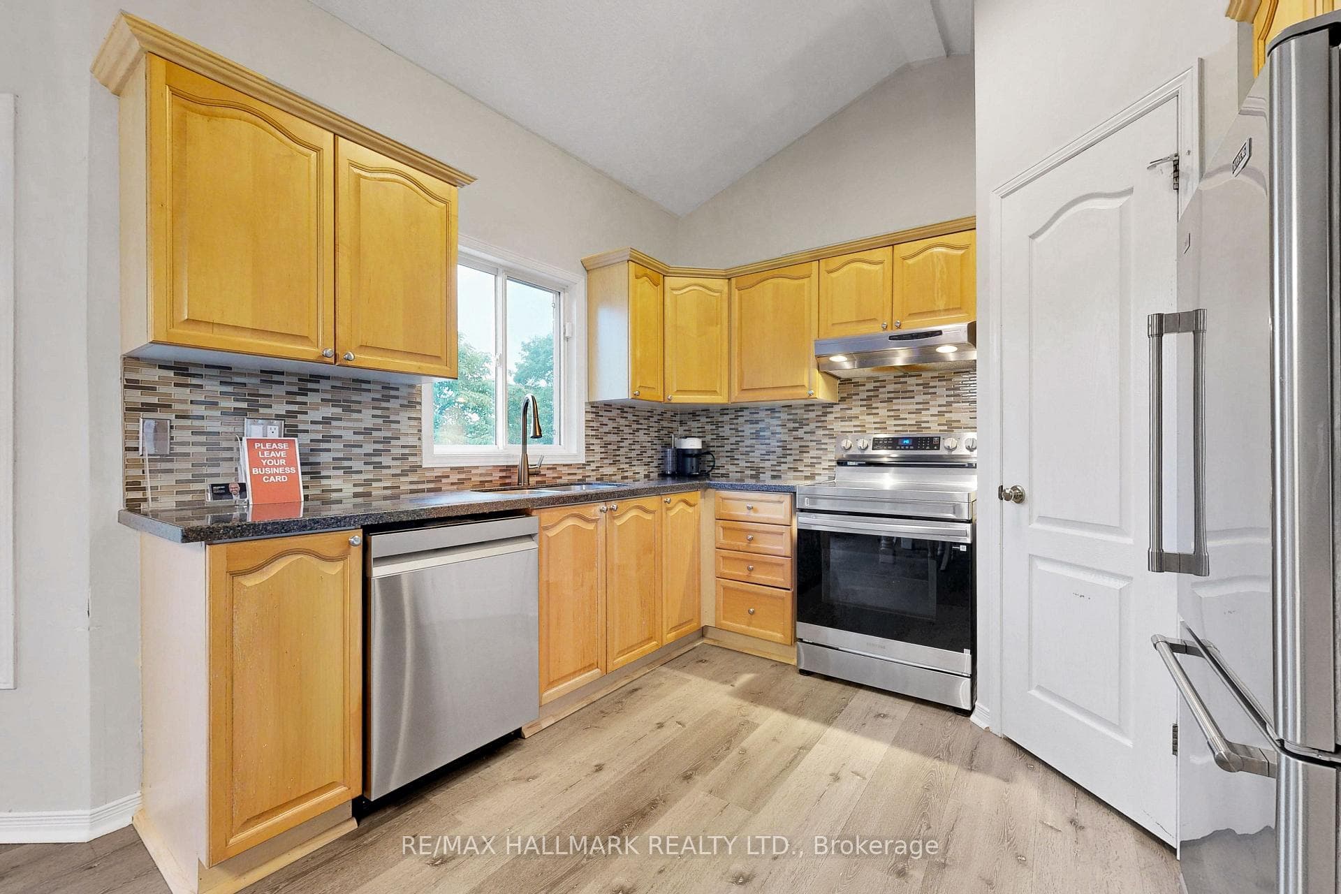 71 Hunter Road photo 17