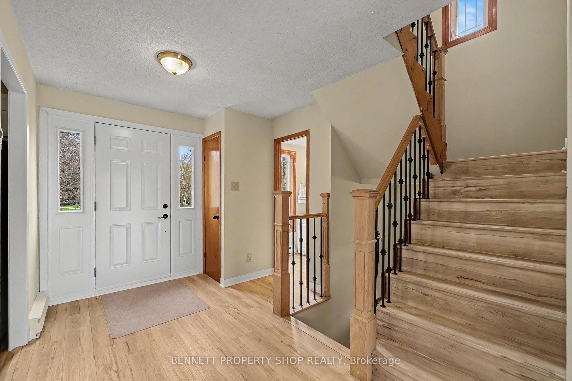 22 Poole Creek Crescent photo 4