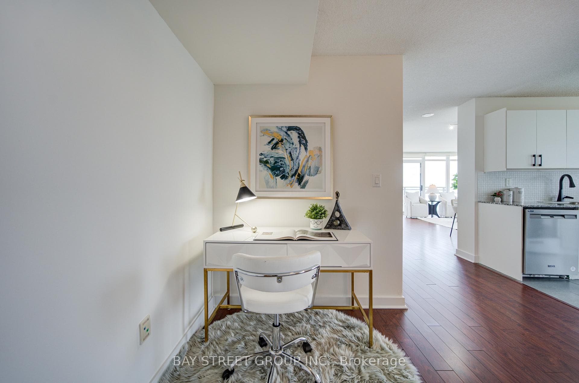 15 Fort York Boulevard Unit 4612 photo 7
