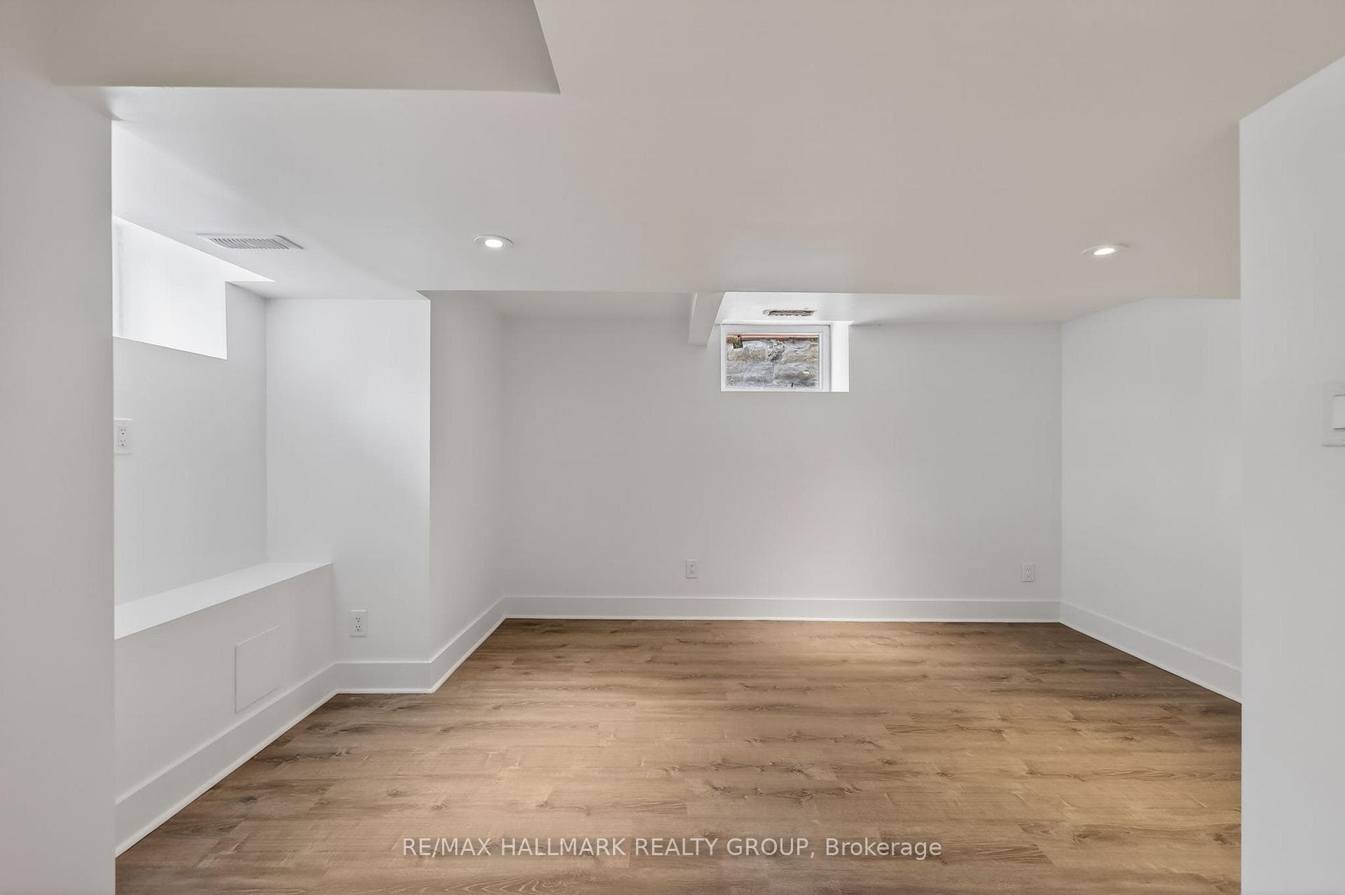 50 Aylmer Avenue photo 12