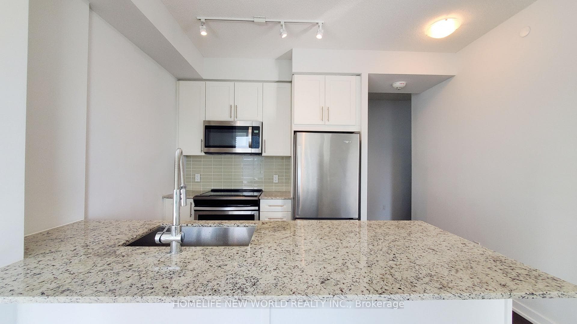 4055 Parkside Village Drive Unit 2015 photo 9