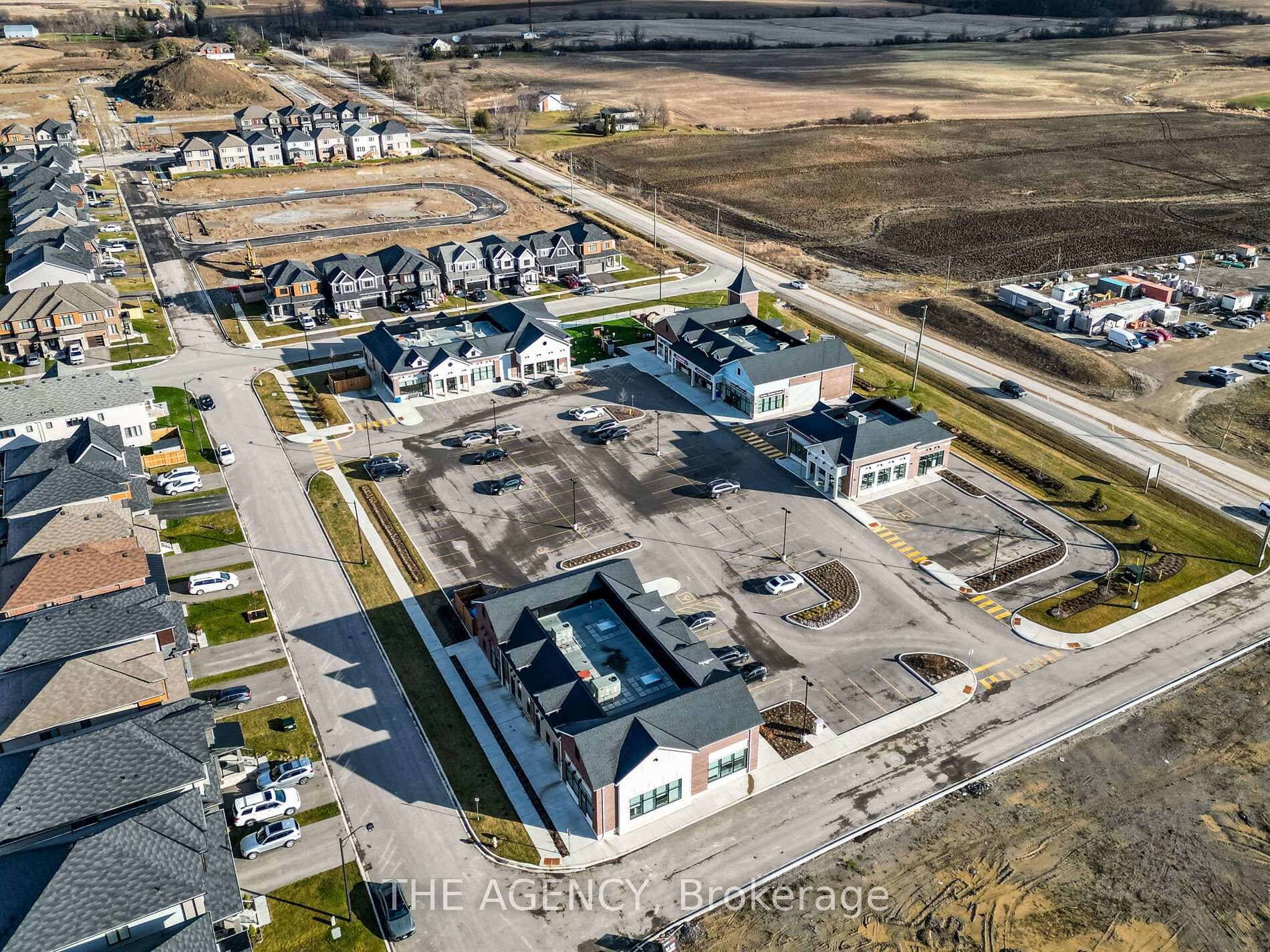 36 MacLachlan Avenue photo 47