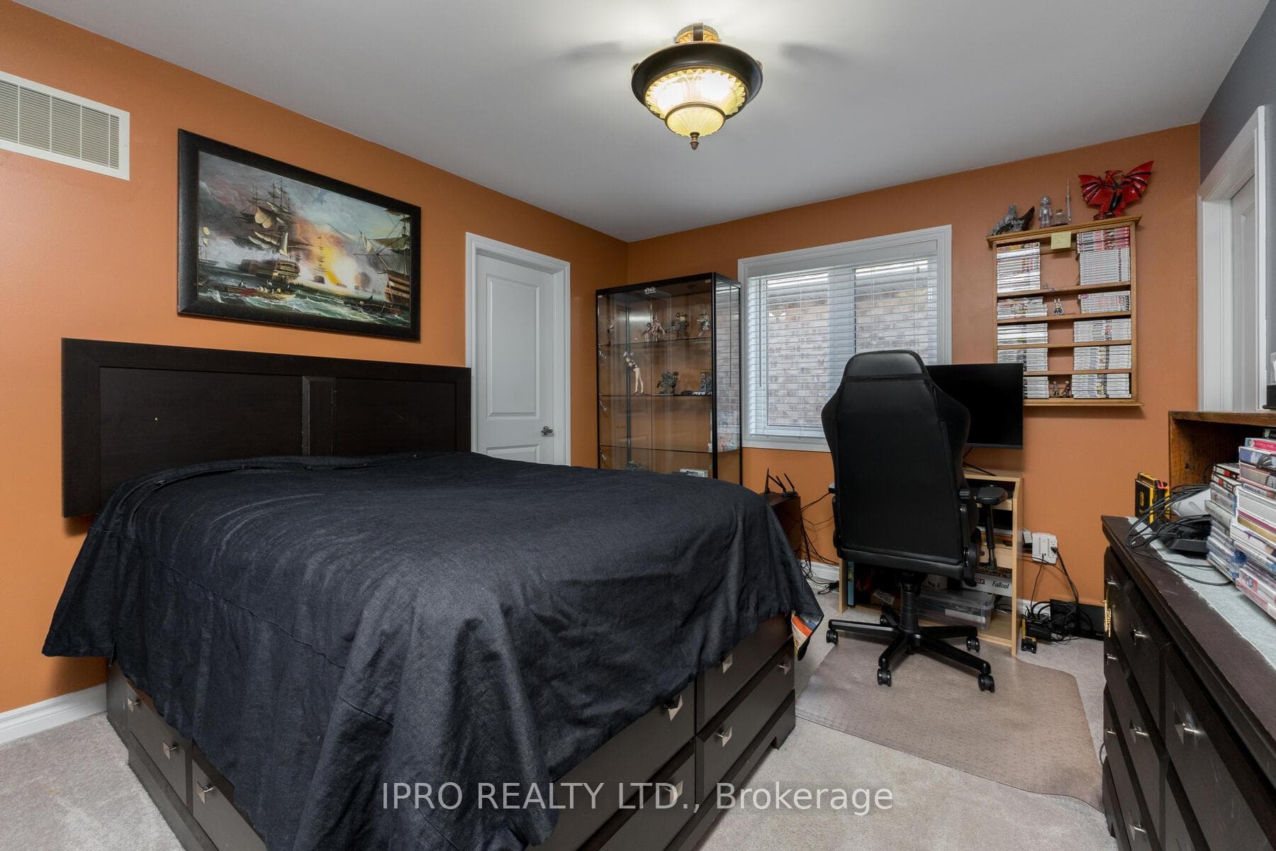 123 Hutchinson Drive photo 28