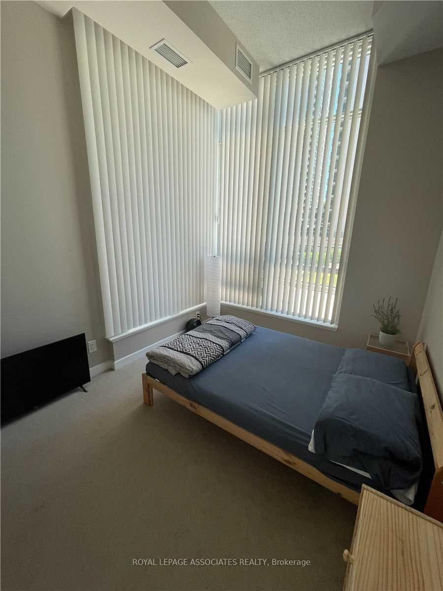 33 Bay Street Unit 212 photo 6